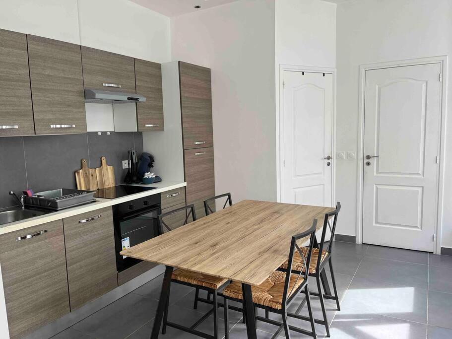 Ferienwohnung Le Luxembourg Villeurbanne Exterior foto